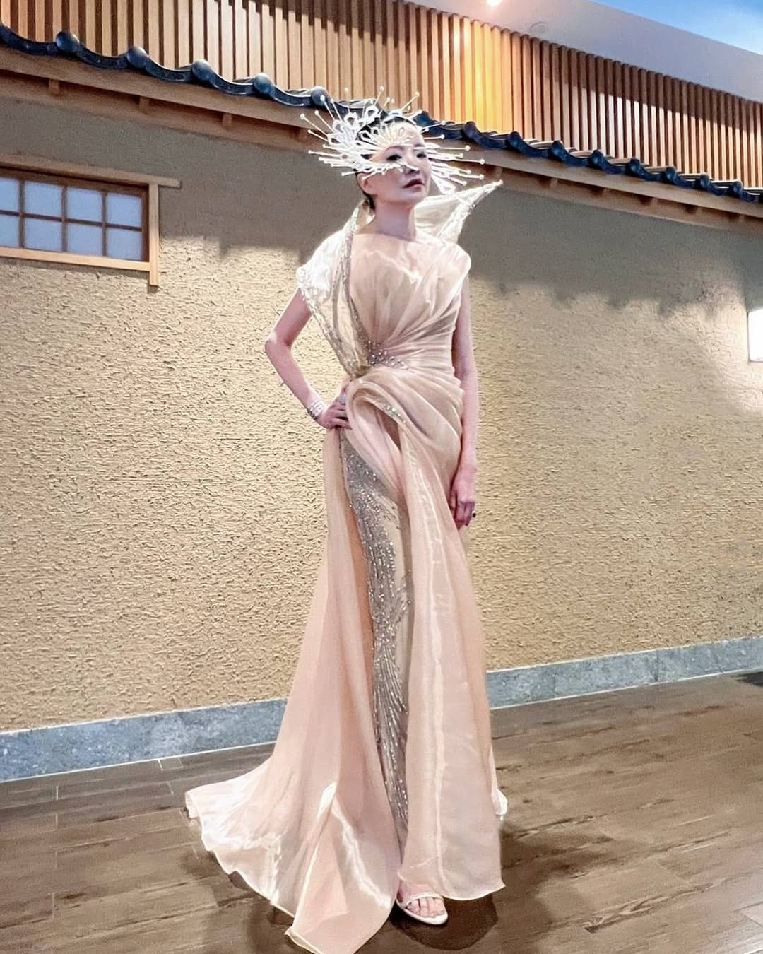 Post 2 by Georgia Lee on Instagram (image)