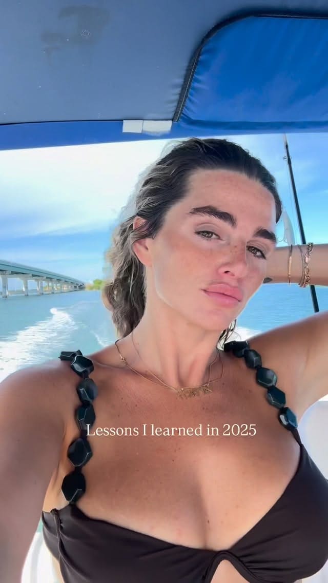 Post 4 by URSULA ROSE on Instagram (video)