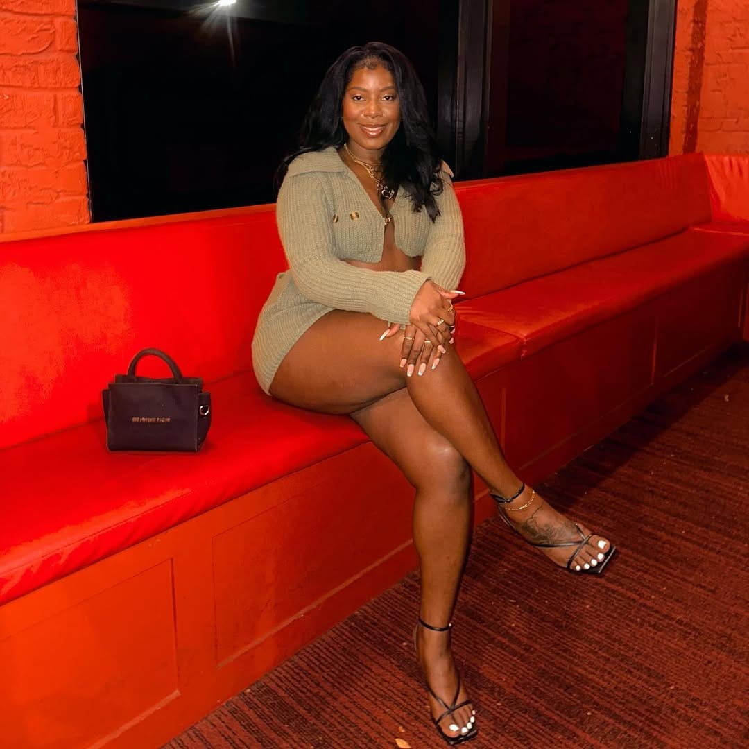 Post 10 by Essence on Instagram (carousel)