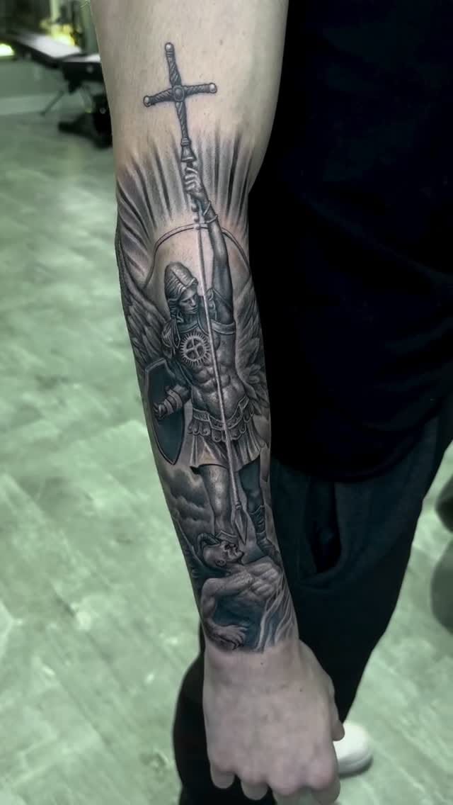 Post 2 by @tattoomill on Instagram (video)