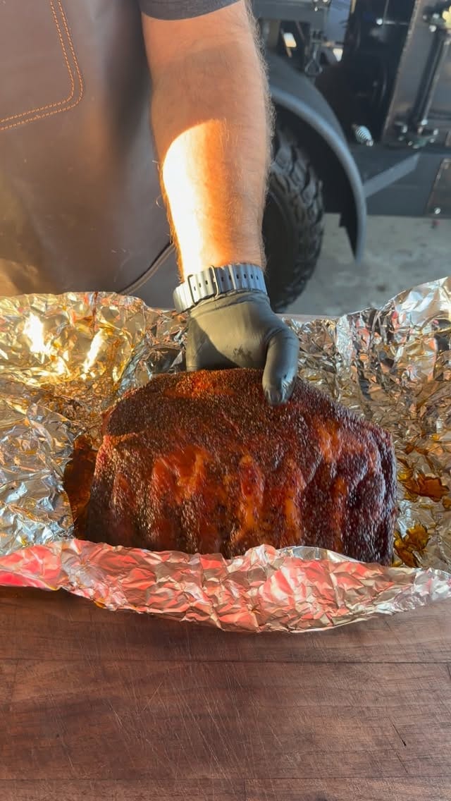 Post 5 by In Your Smokin’ Face - Lucio M on Instagram (video)