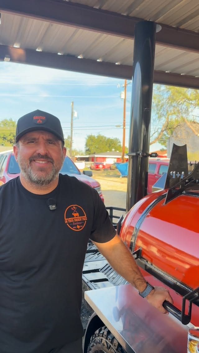 Post 6 by In Your Smokin’ Face - Lucio M on Instagram (video)