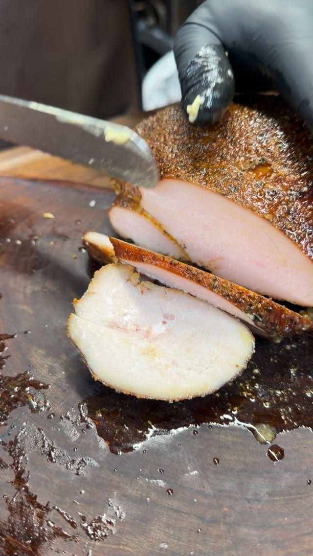 Post 10 by In Your Smokin’ Face - Lucio M on Instagram (video)