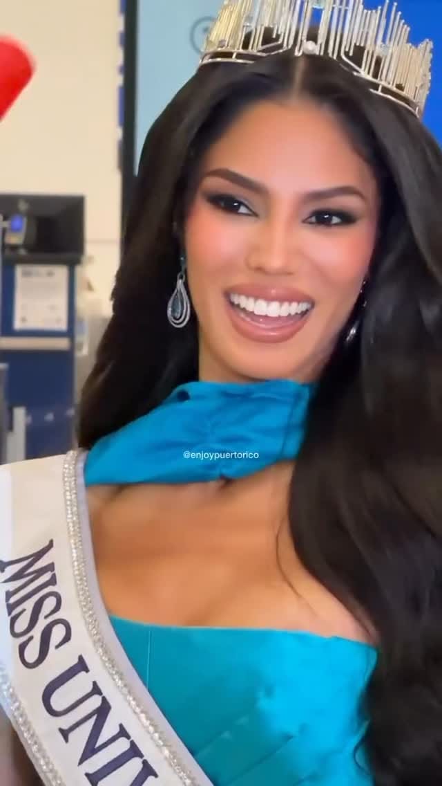 Post 3 by Dr. Carlos A. Izcoa on Instagram (video)