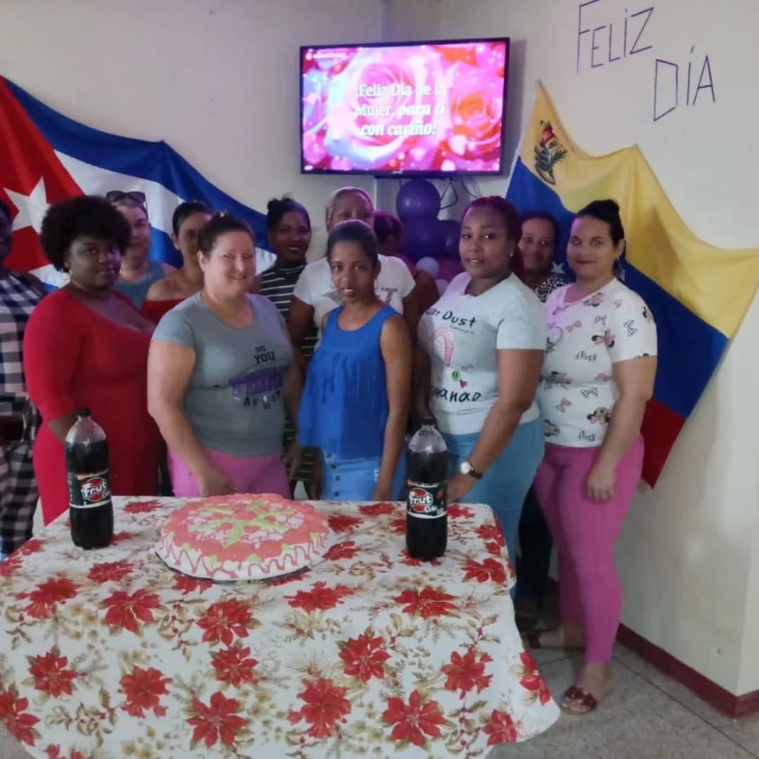 Post 4 by Misión Médica Cubana on Instagram (carousel)