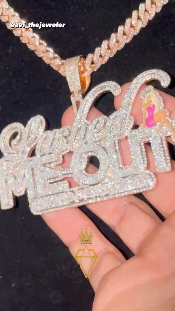 Post 9 by LashedMeOut Dolls INC on Instagram (video)