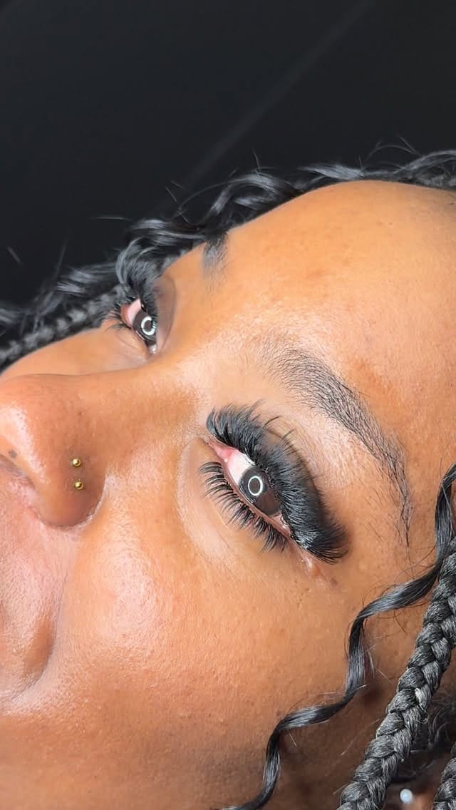 Post 4 by LashedMeOut Dolls INC on Instagram (video)