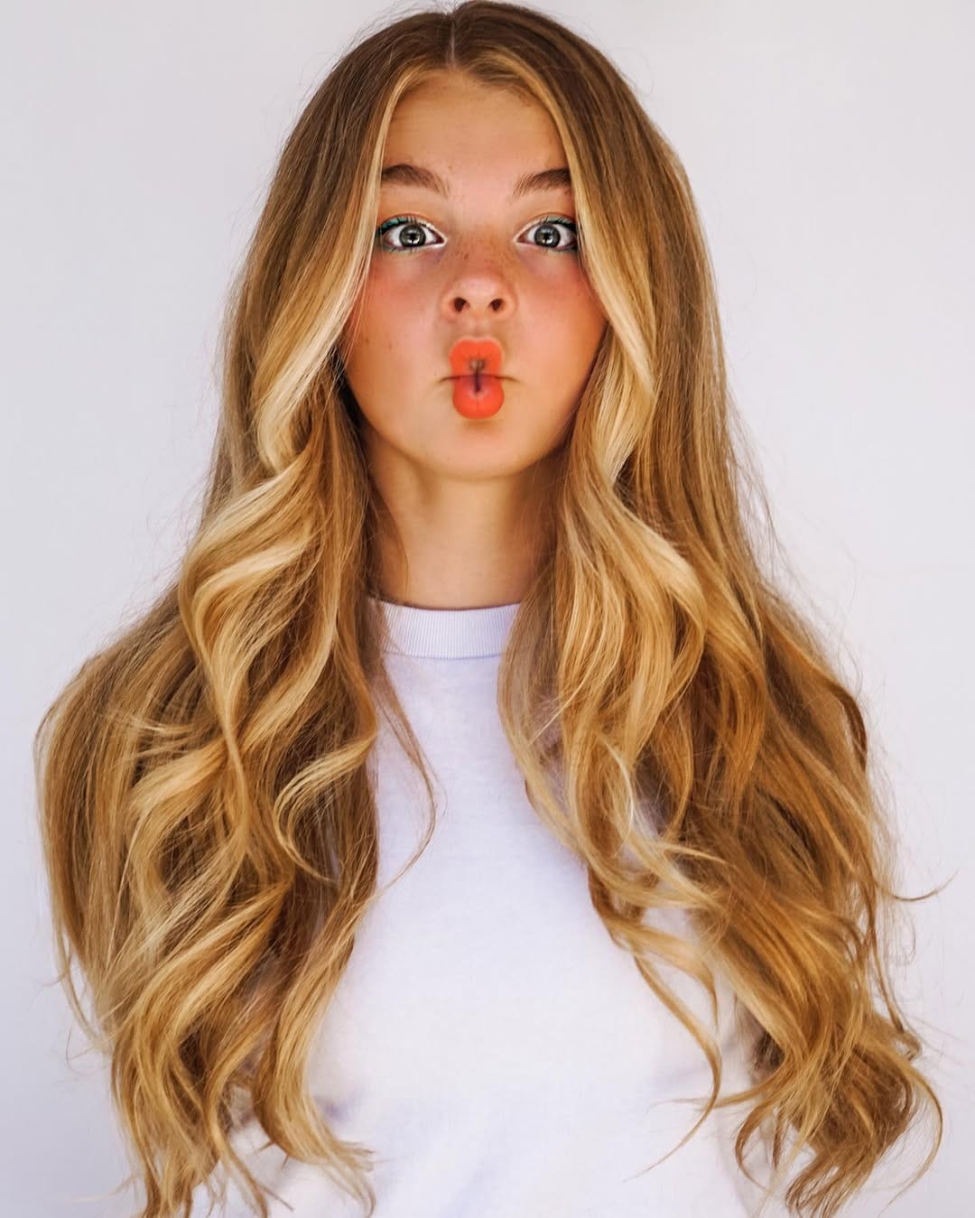 Post 10 by Emily Cooper Tonner on Instagram (image)
