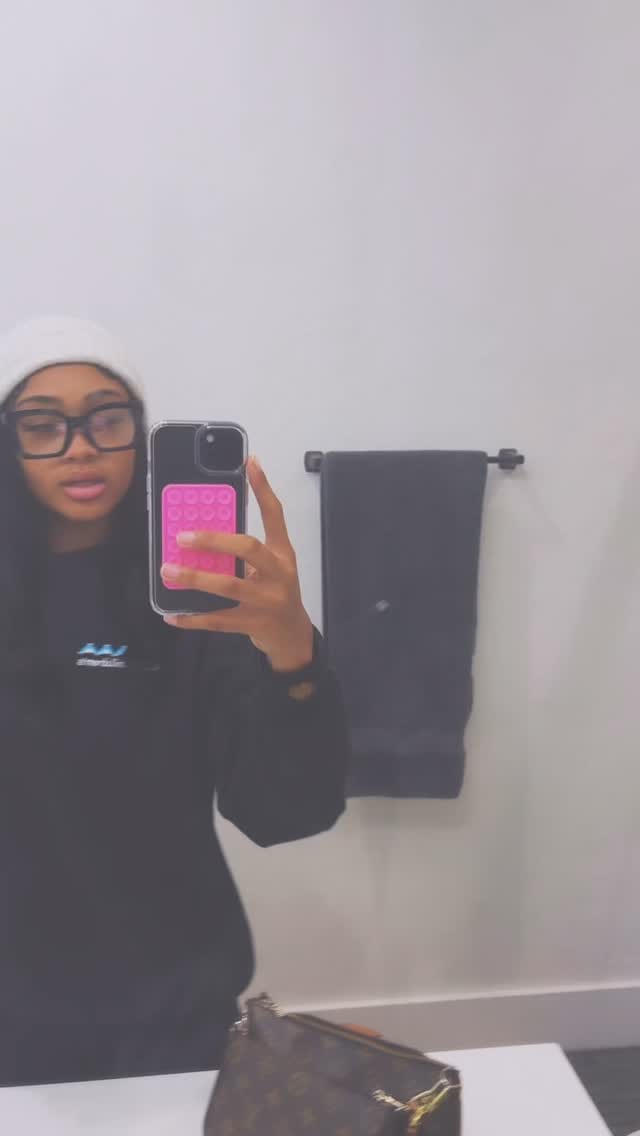 Post 3 by Dream ♡ྀི on Instagram (video)