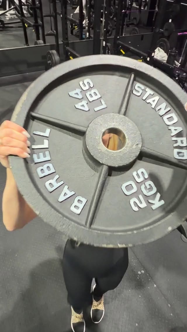Post 7 by Damien "Superman" Bentley IFBB Pro on Instagram (video)