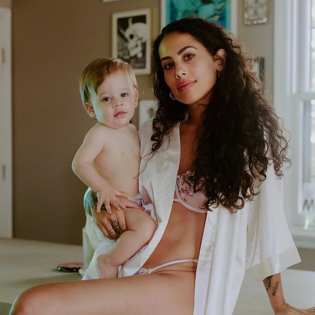 Post 10 by alanah rodríguez dixon on Instagram (carousel)