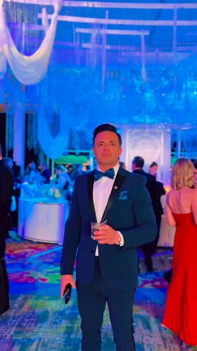 Post 6 by Ali Nairizi on Instagram (video)