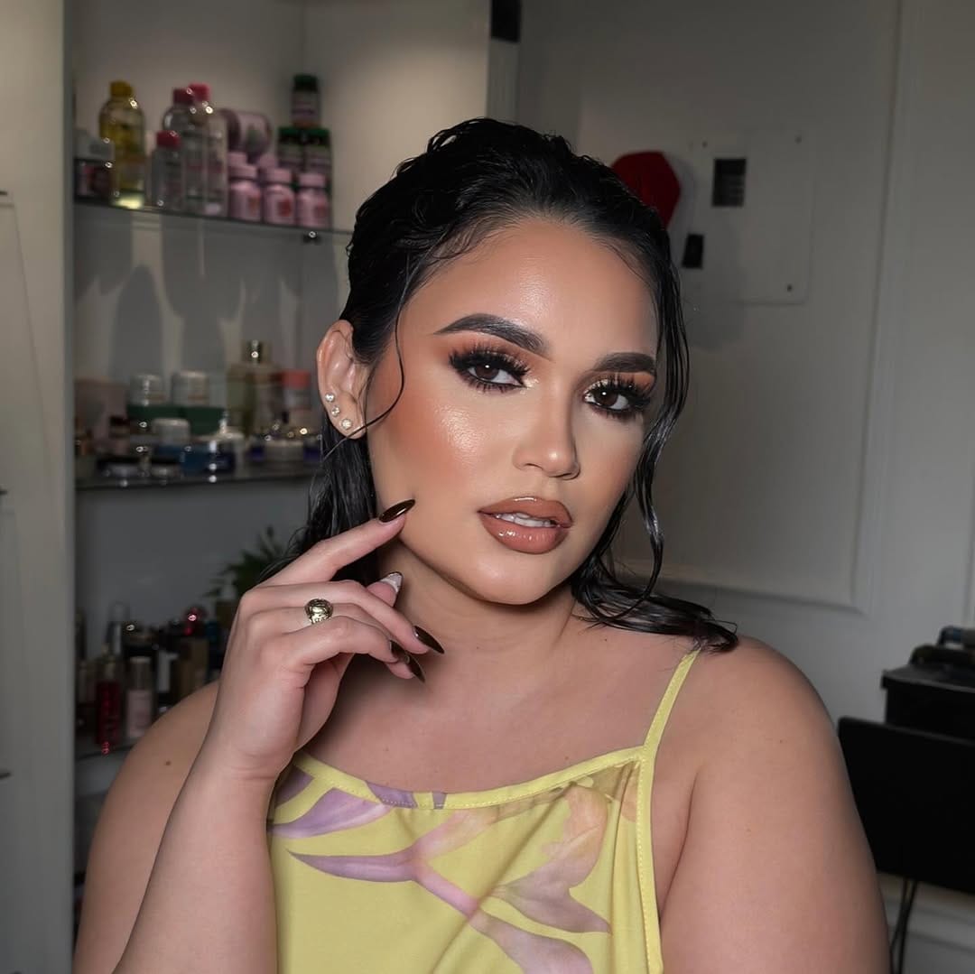 Post 4 by ROXY MUA on Instagram (carousel)