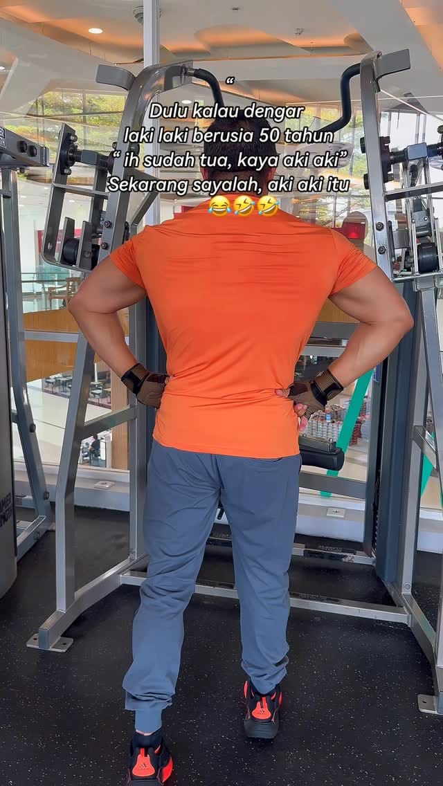 Post 4 by Kasep Thea on Instagram (video)