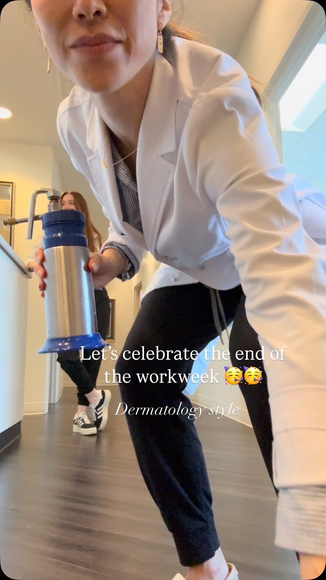 Post 5 by Dr Jennifer Lee, REN Dermatology on Instagram (video)