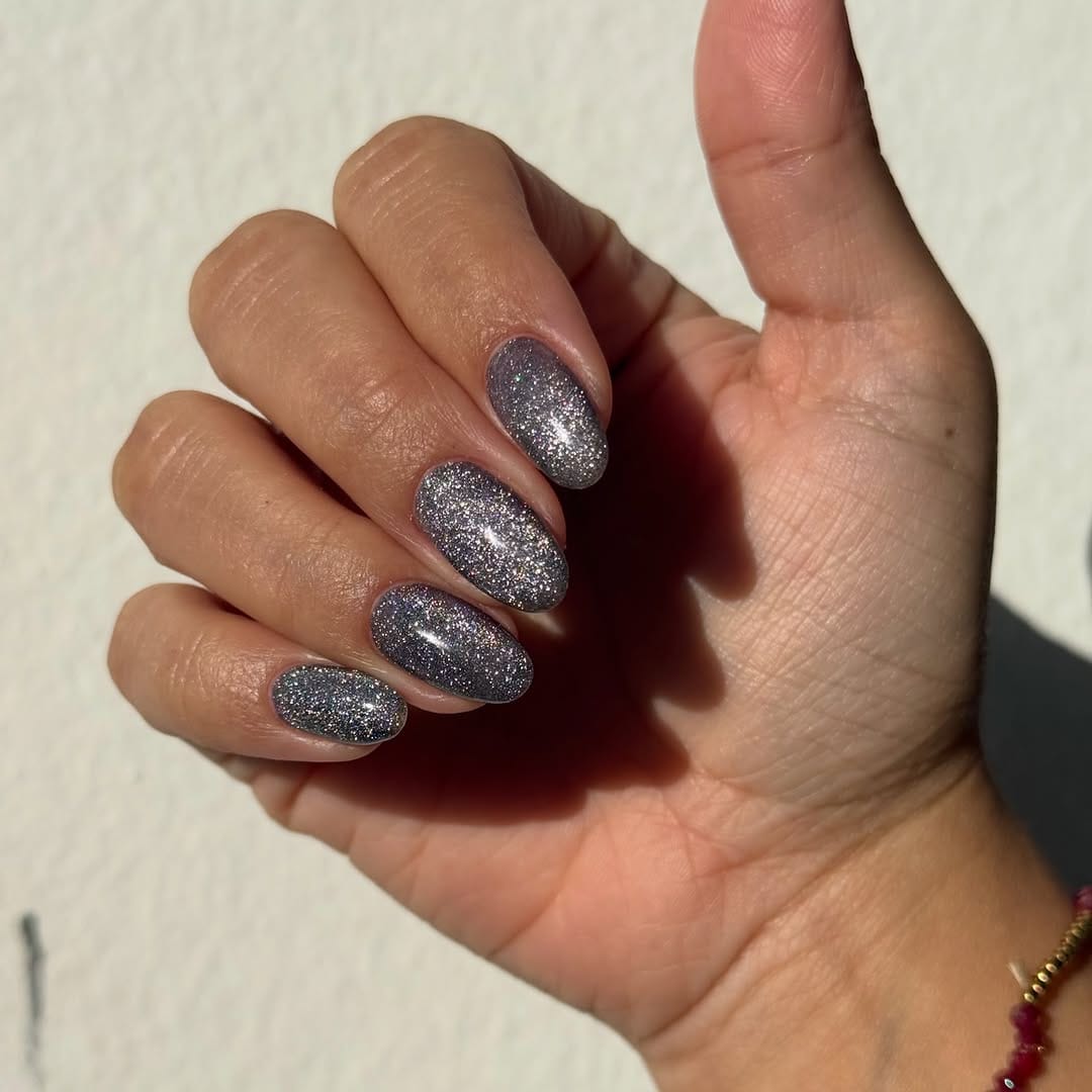 Post 1 by HILLBNAILS STUDIO on Instagram (carousel)