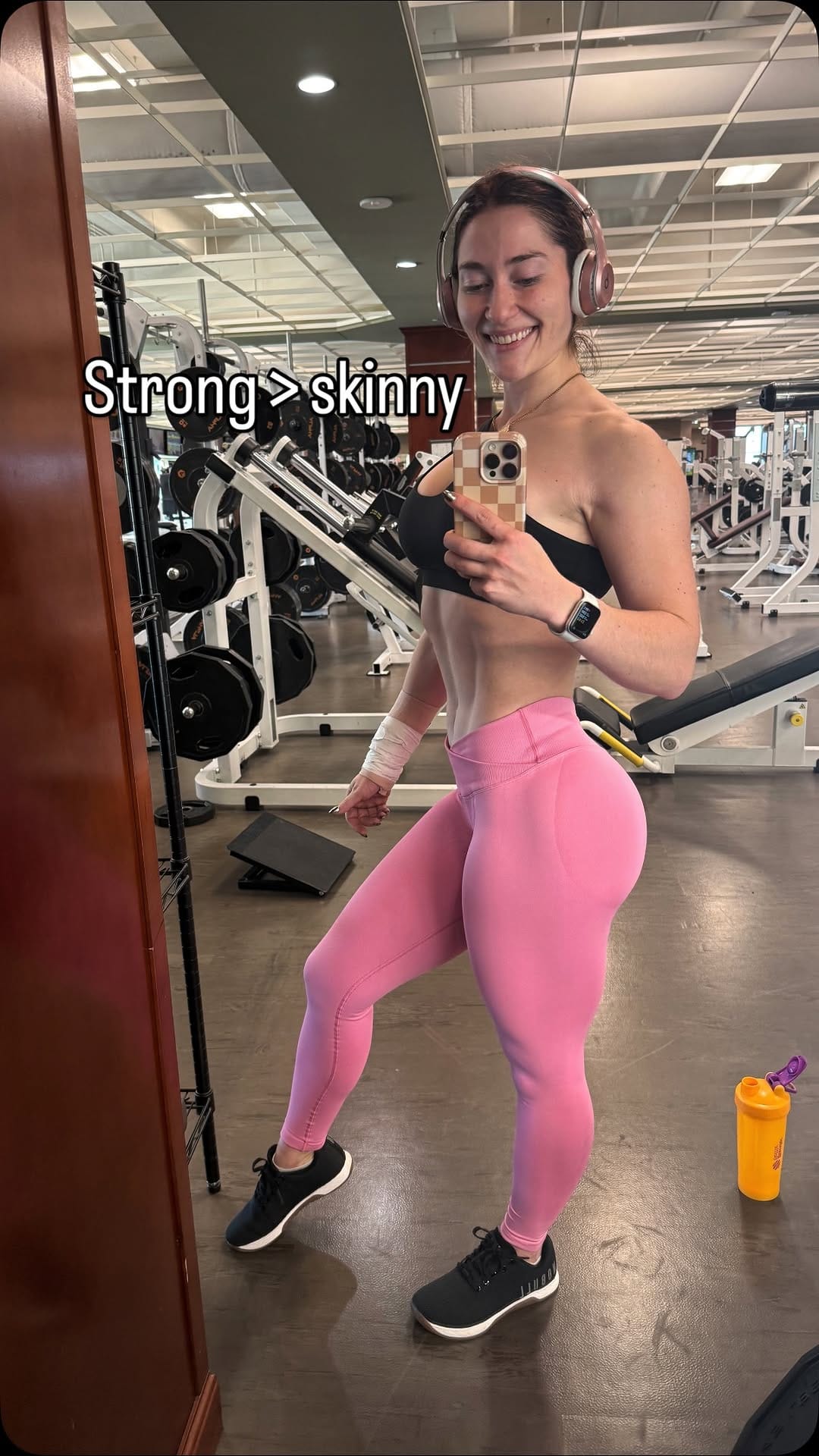 Post 1 by Alexa Berg | IFBB Bikini Pro | Coach on Instagram (video)