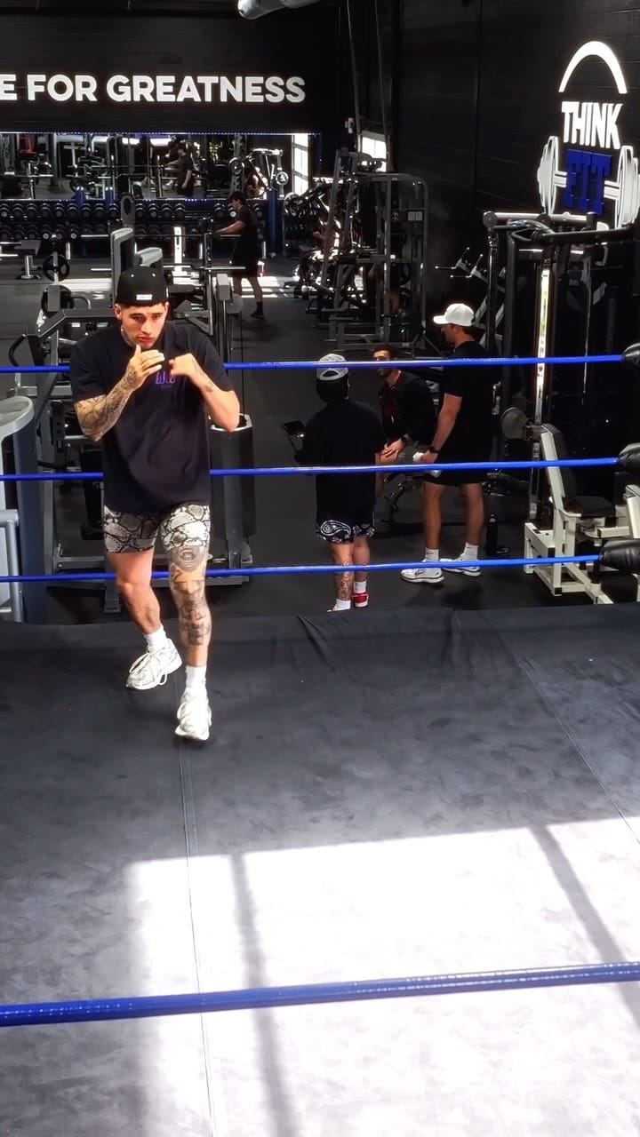 Post 10 by ZEESHAN ALI • PERSONAL TRAINER on Instagram (video)