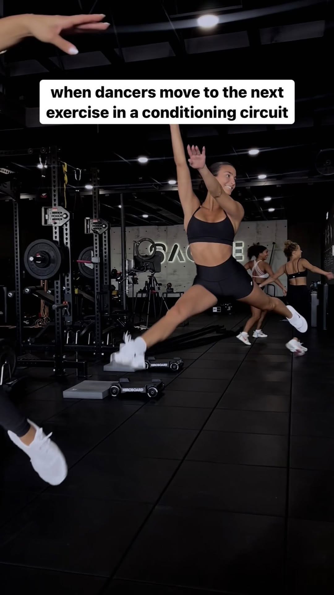 Post 9 by Daniel Hartmann on Instagram (video)