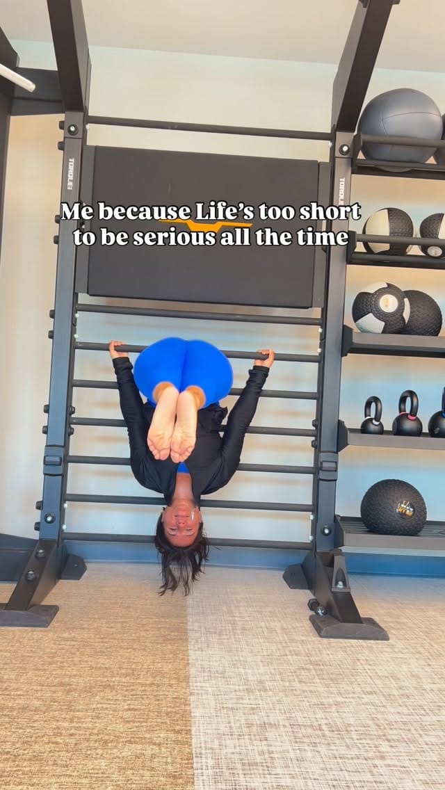 Post 7 by Mani Ti on Instagram (video)