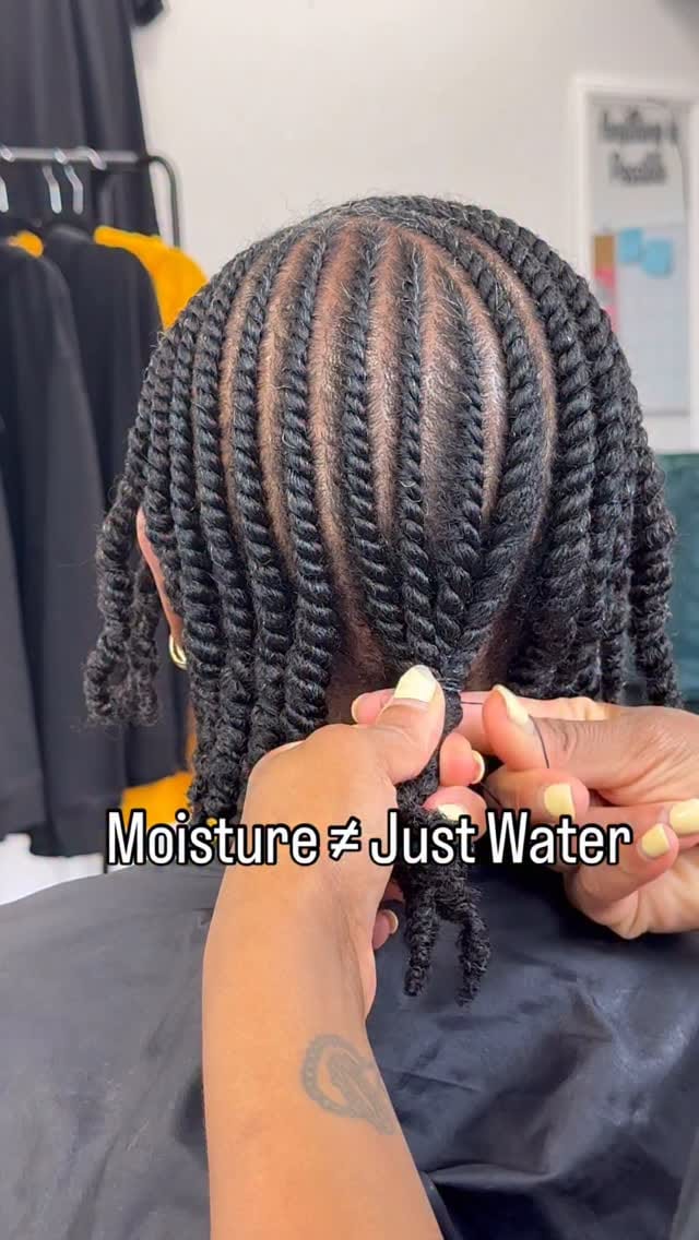 Post 9 by KCMO| Natural Haircare Specialist| Healthy Hair | TeamKurlie on Instagram (video)