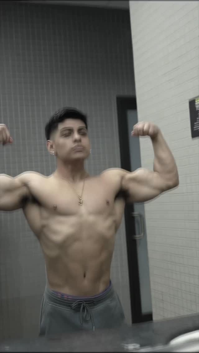 Post 1 by Online Coach | Alex Santos on Instagram (video)