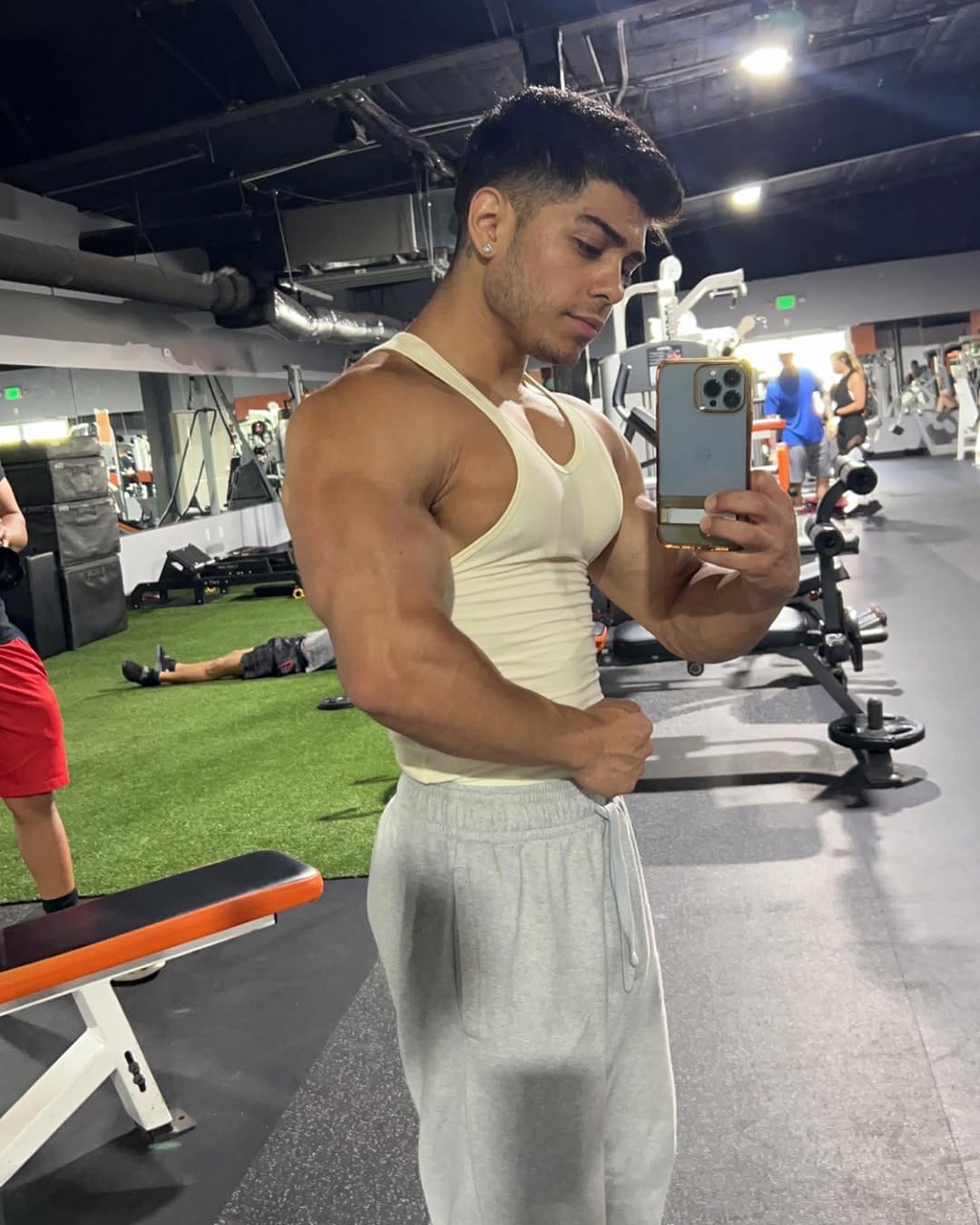 Post 6 by Online Coach | Alex Santos on Instagram (carousel)