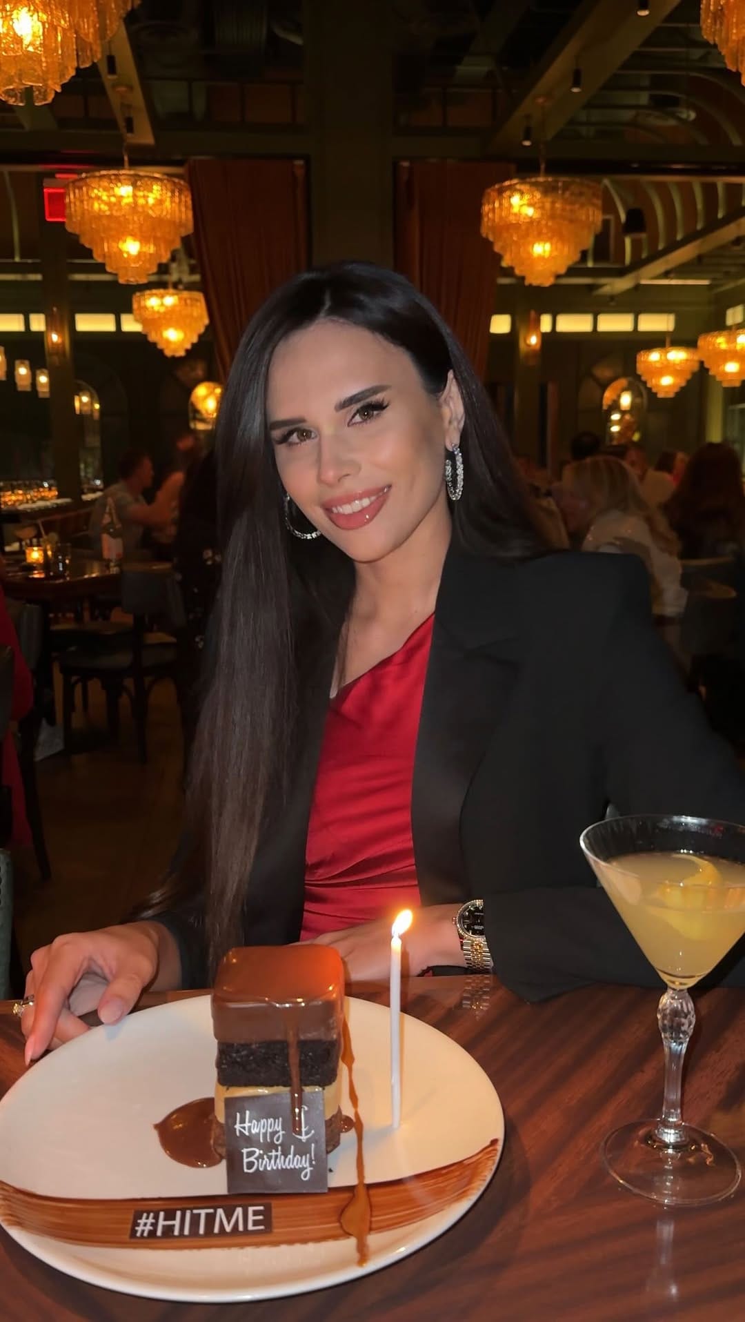 Post 4 by 💋Make Up Artist MIAMI on Instagram (video)
