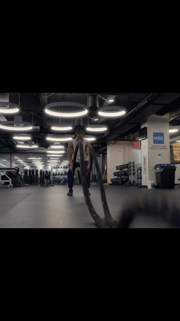 Post 6 by Eric Sousa on Instagram (video)