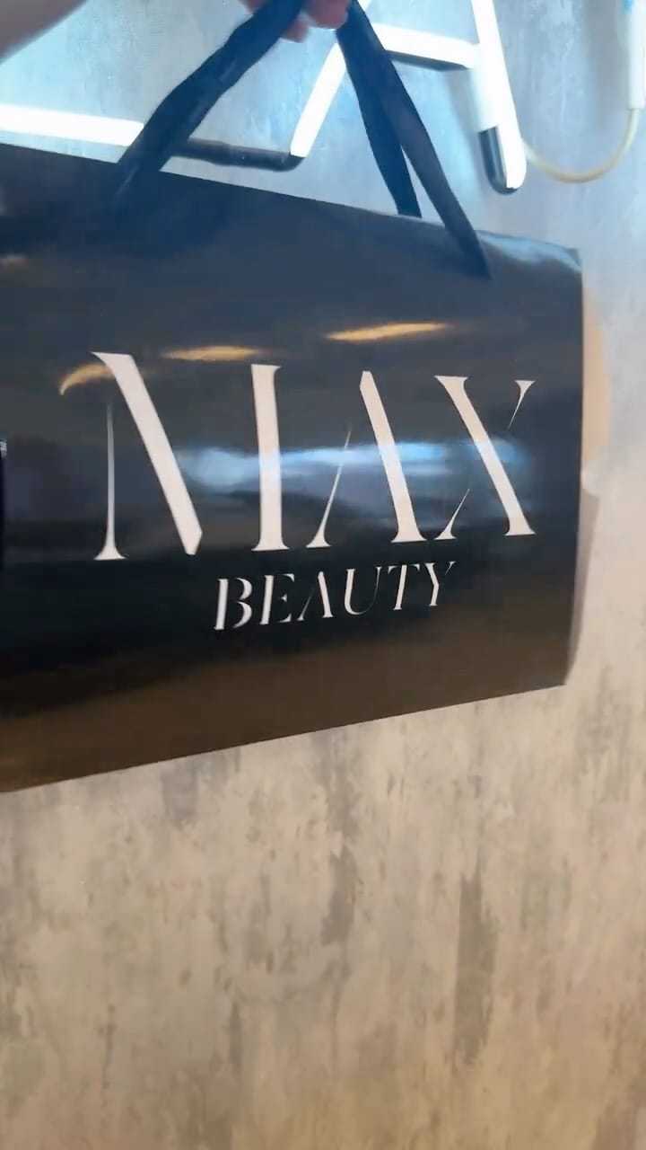 Post 2 by Max Beauty on Instagram (video)