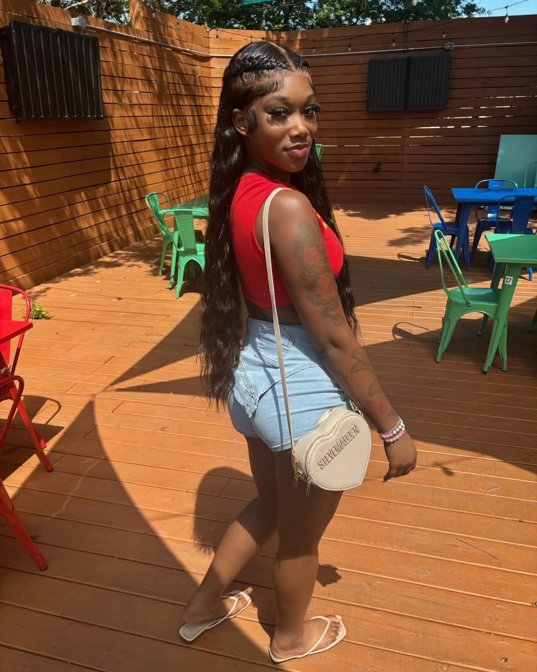 Post 6 by aniyah 🦋 on Instagram (carousel)