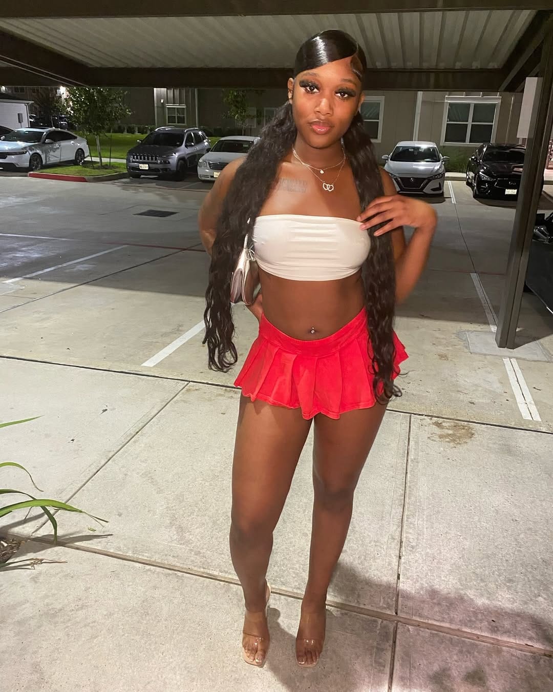 Post 5 by aniyah 🦋 on Instagram (carousel)