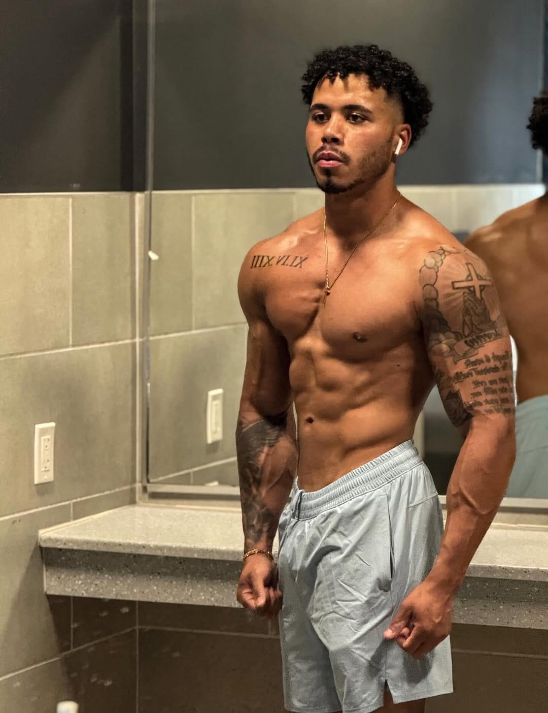 Post 8 by Michael Rollins 🇺🇸 on Instagram (image)