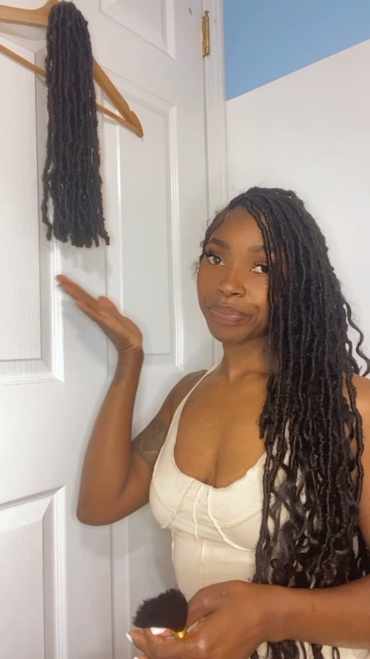 Post 2 by Ashlyn Shaw on Instagram (video)