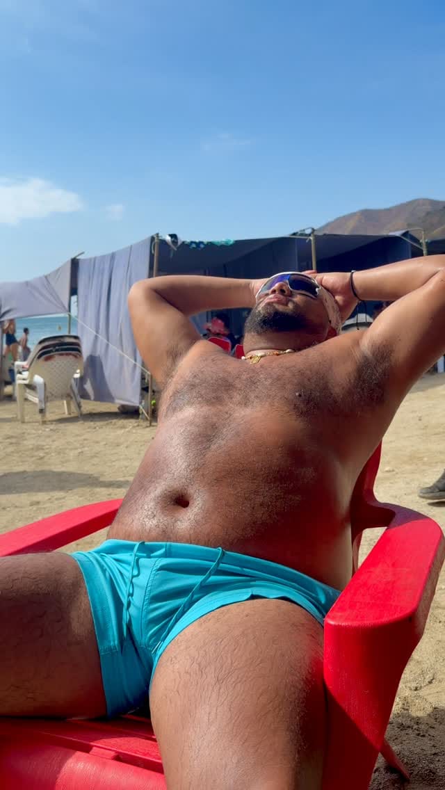Post 3 by Armando Yannick on Instagram (video)