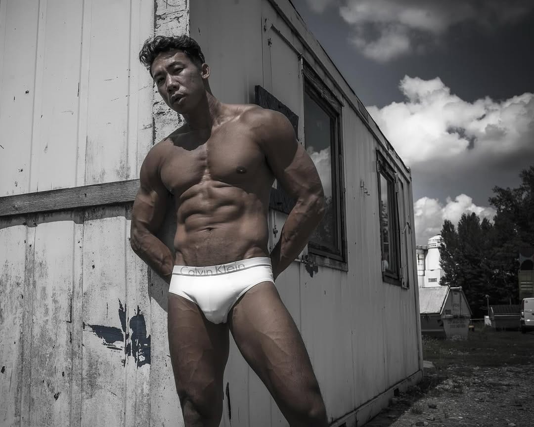 Post 7 by M A R K   K E E R A T I on Instagram (image)