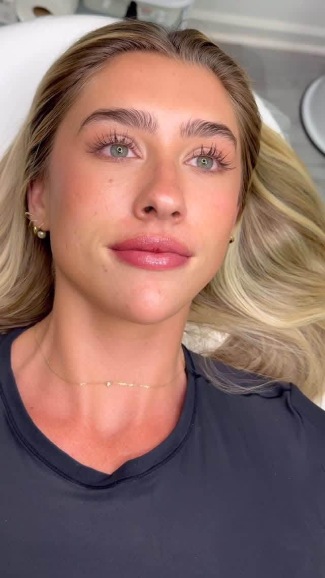 Post 8 by SARA JUSTICE COSMETIC TATTOO on Instagram (video)