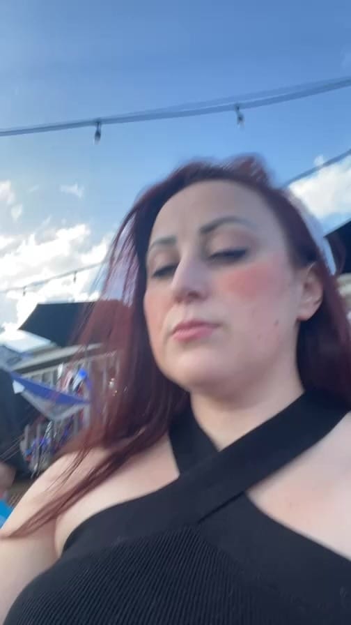 Post 5 by Gab on Instagram (video)