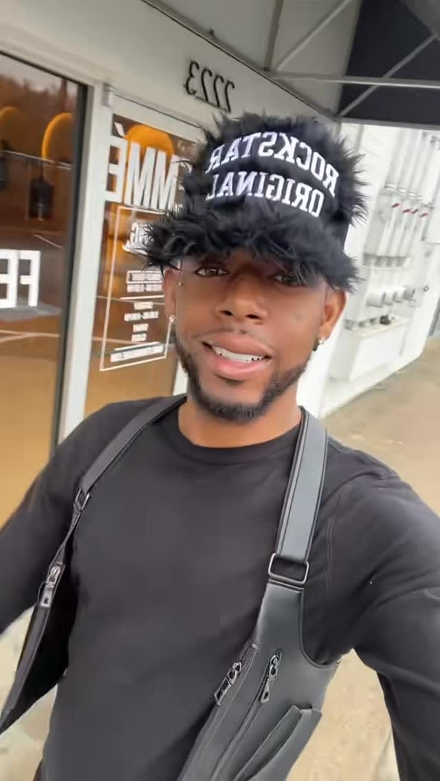 Post 4 by Jstylez “Femmé Boy” on Instagram (video)