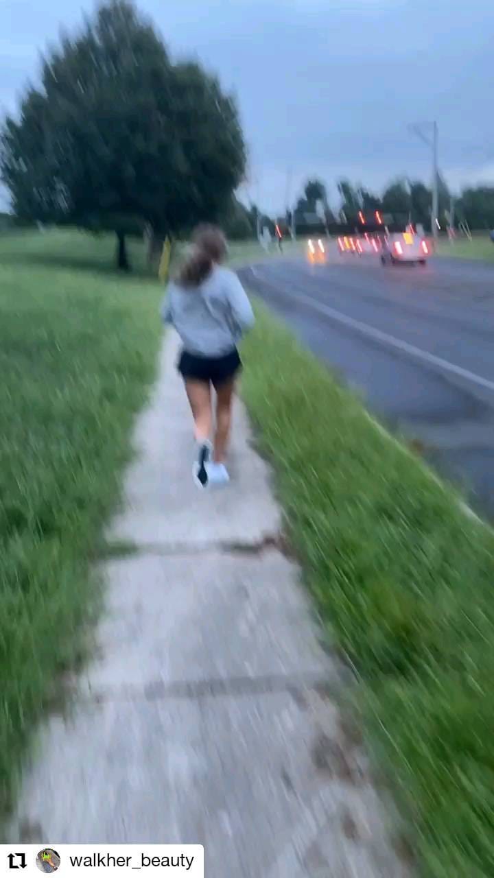 Post 8 by Fit Lifestyle Box on Instagram (video)