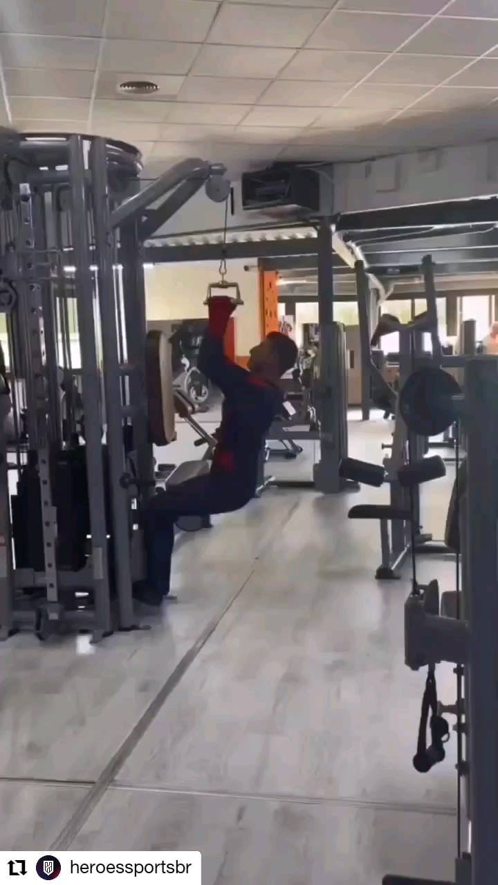 Post 1 by Fit Lifestyle Box on Instagram (video)
