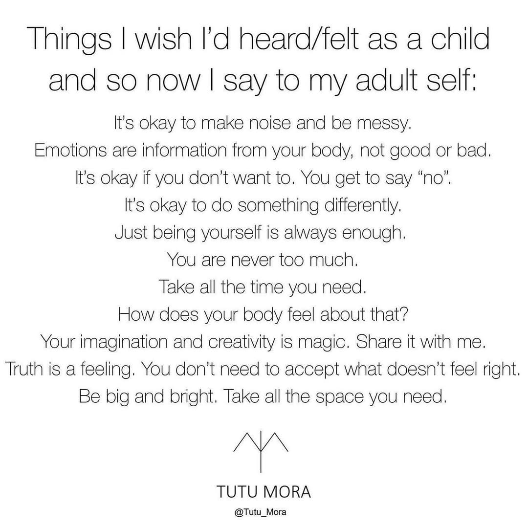 Post 5 by Tutu Mora (Dorothy) on Instagram (image)