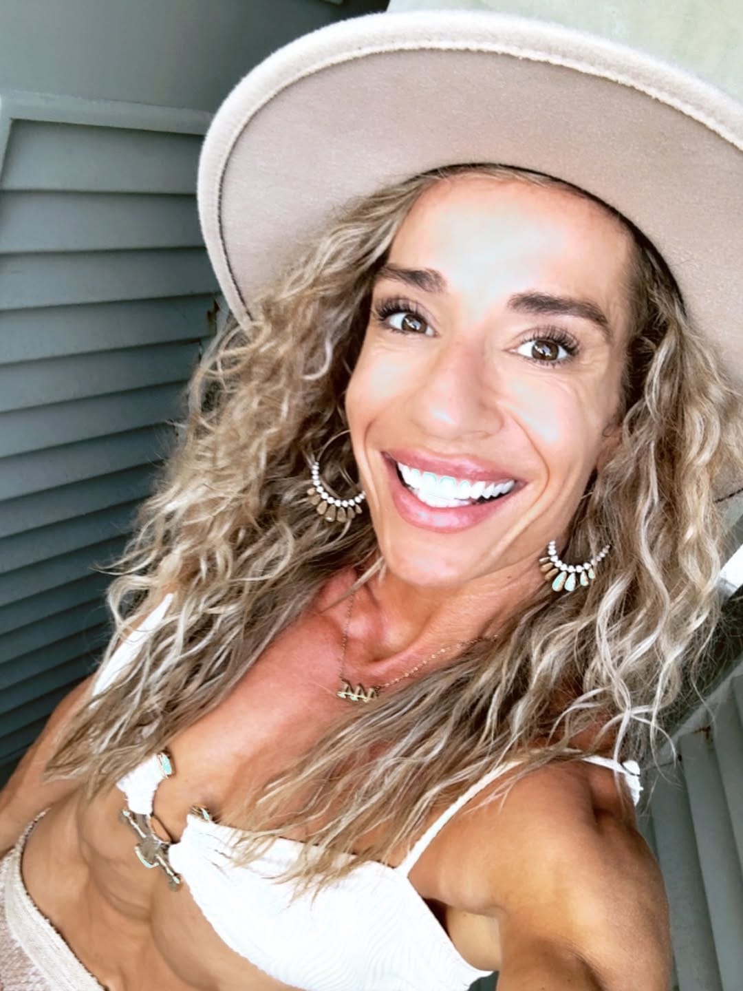 Post 9 by Brittney Carbone on Instagram (image)