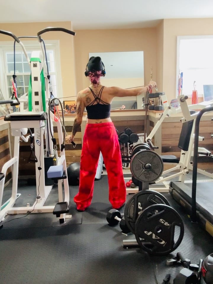 Post 6 by Katie Redmond❤️🥊🖤Personal Trainer on Instagram (carousel)