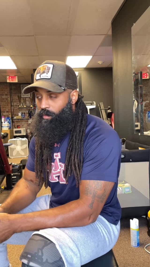 Post 7 by Aaron West on Instagram (video)
