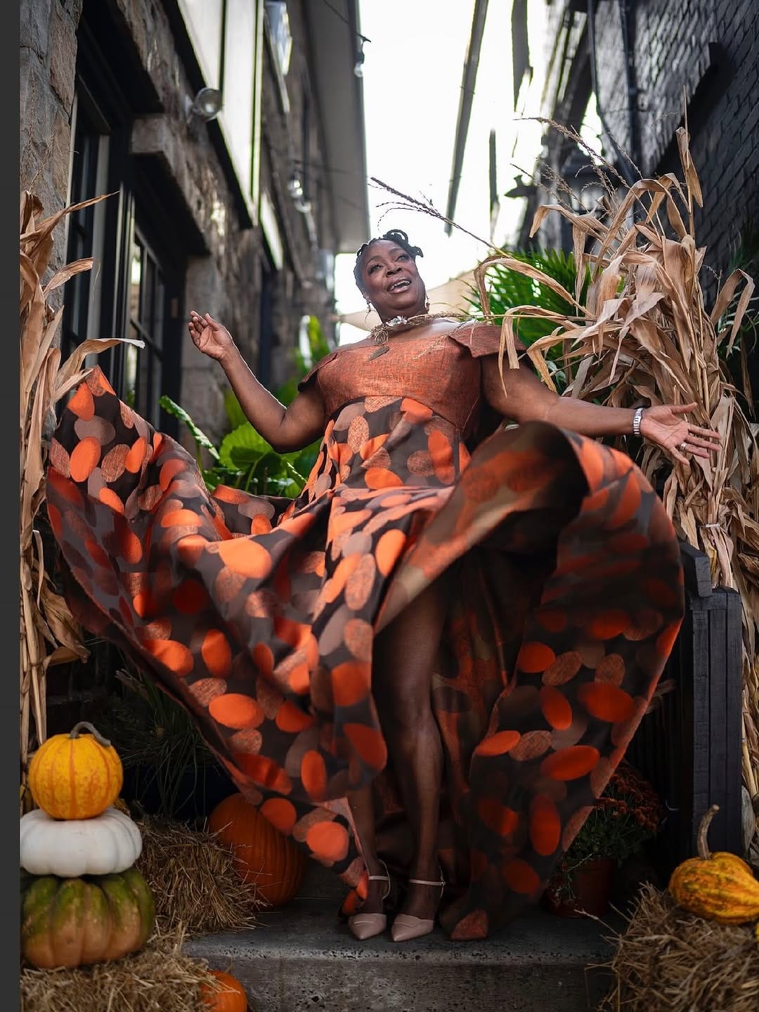 Post 3 by Natural Hair Experts on Instagram (carousel)