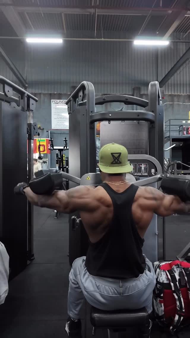 Post 3 by Damian Rdcj Blackwood on Instagram (video)