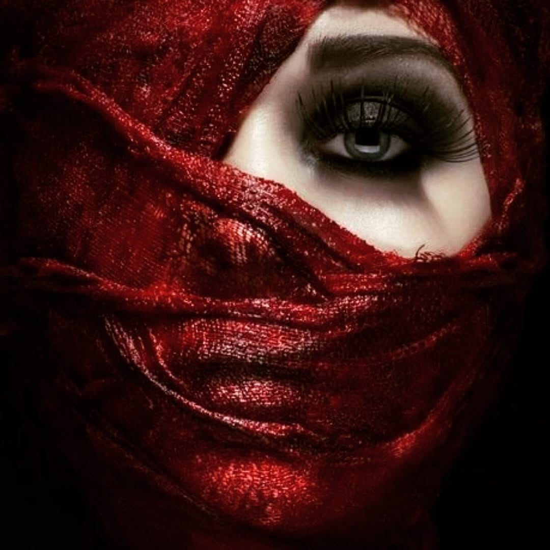 Post 10 by Cara Mia Beauty on Instagram (image)