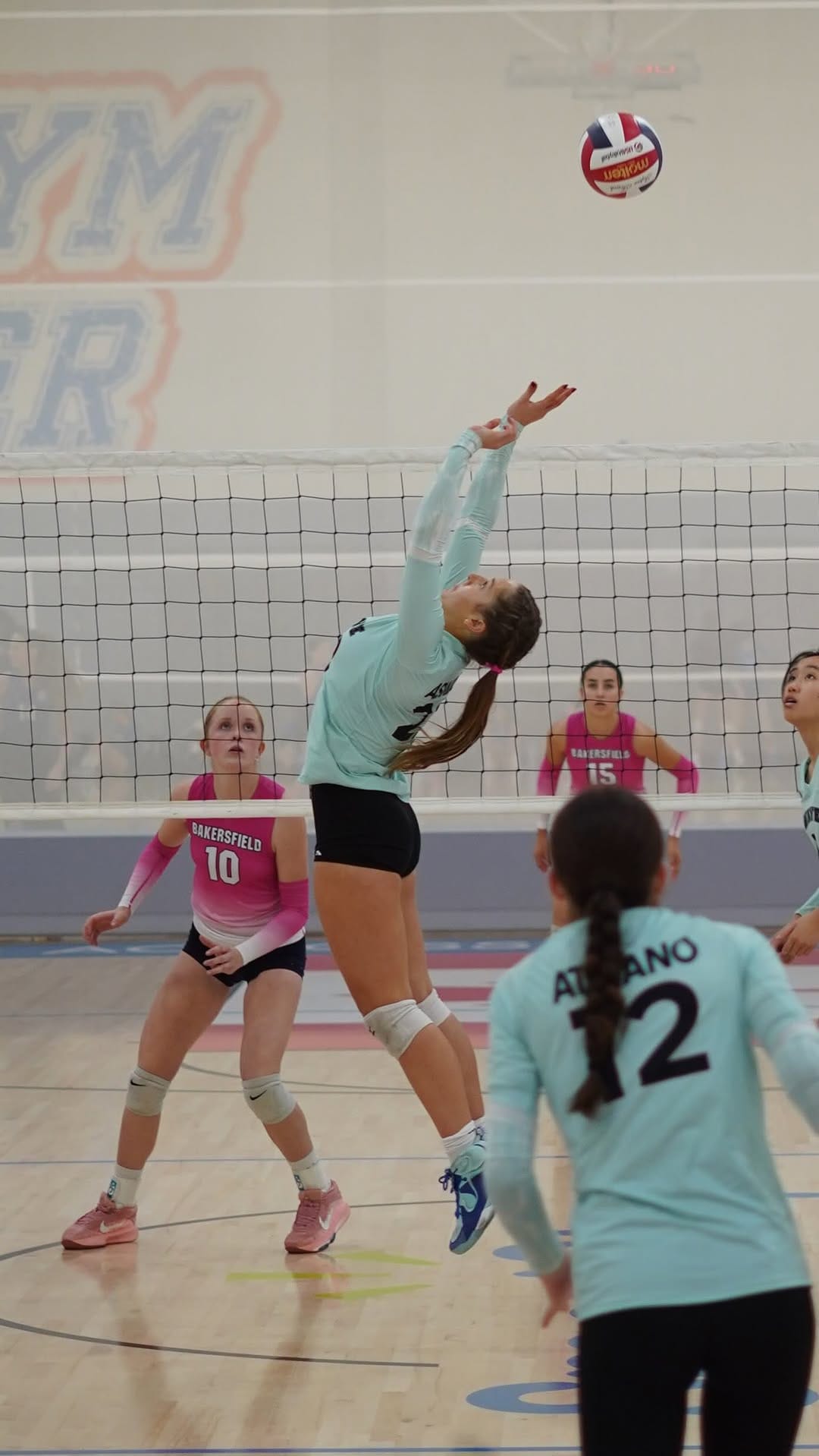 Post 4 by WAVE Volleyball Club on Instagram (video)