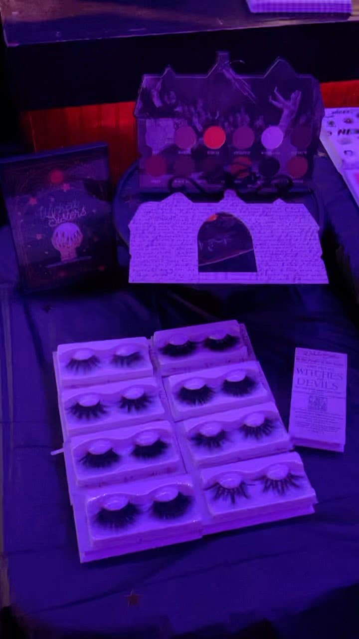 Post 10 by Wicked Sisters Cosmetics™ on Instagram (video)